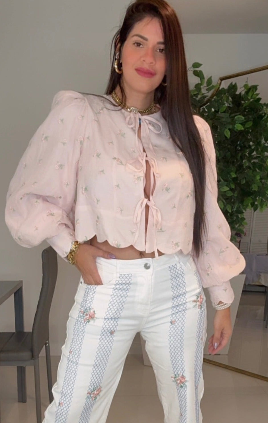 Blusa rosa y rosa