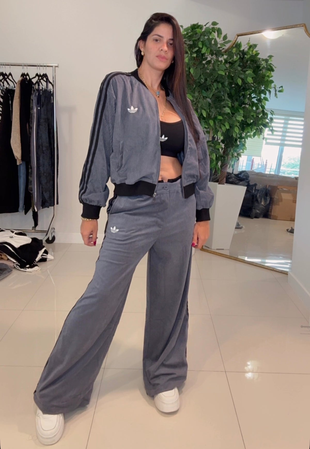 Adi set gris